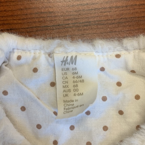 H&M vest - Picture 2 of 3